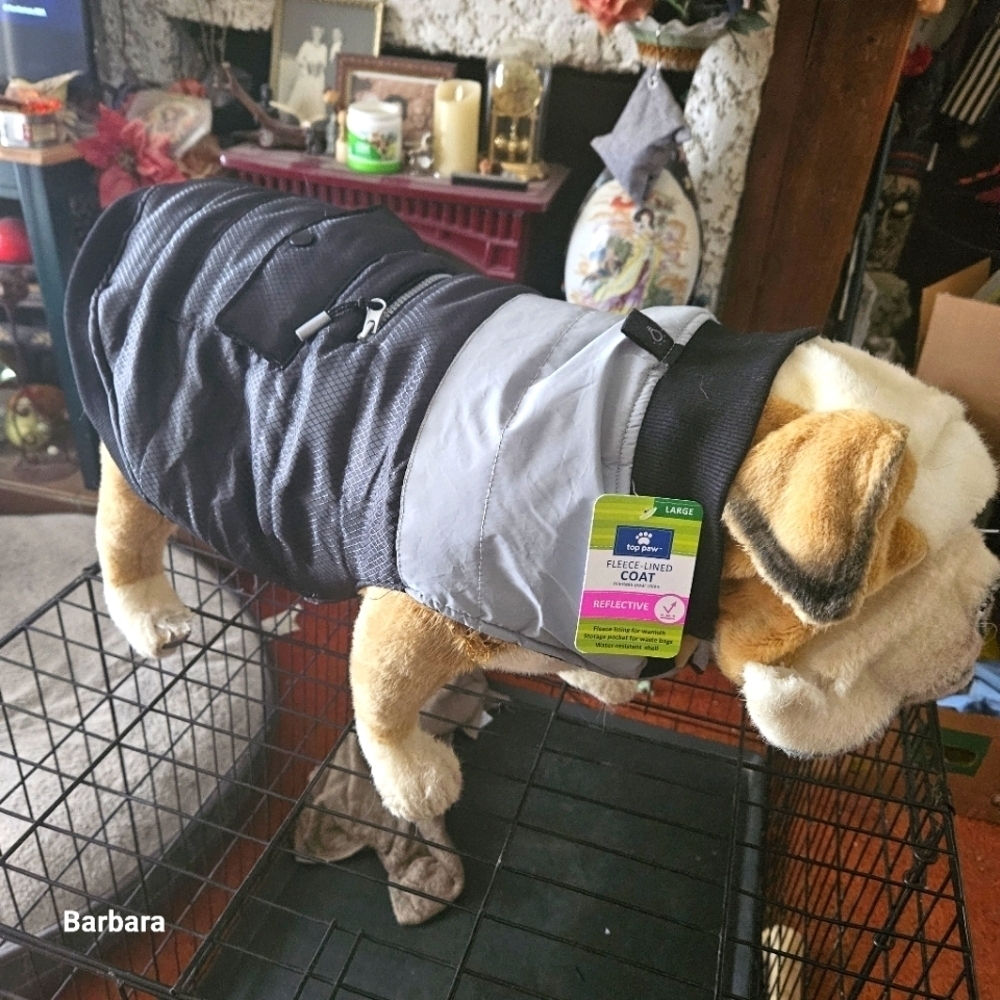 Top Paw Fleece-Lined Reflective Dog Coat. Size Large